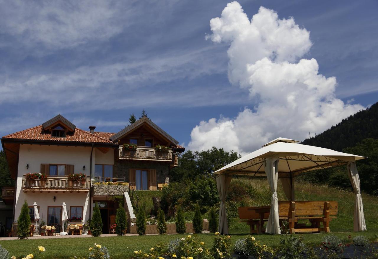 Agriturismo Ai Castioni Molveno Exteriér fotografie